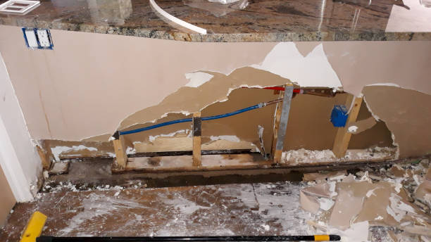 Best Emergency water damage restoration  in Bergenfield, NJ